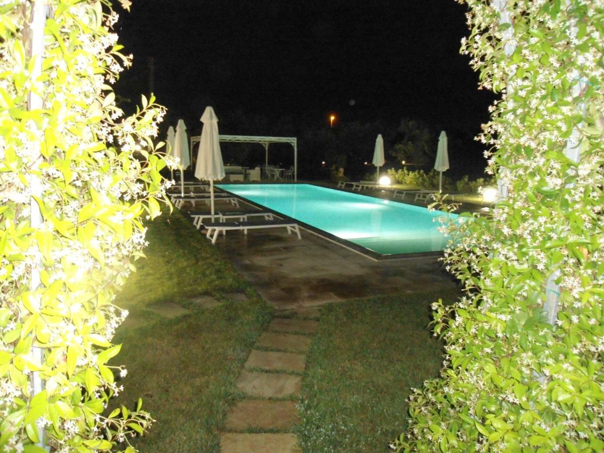 Tenuta Pigliano Hotel Bagnolo del Salento 外观 照片